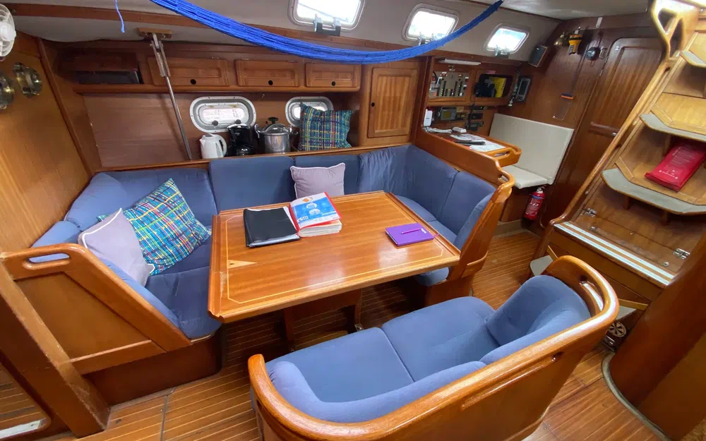 slider 21 Bavaria 390 Lagoon