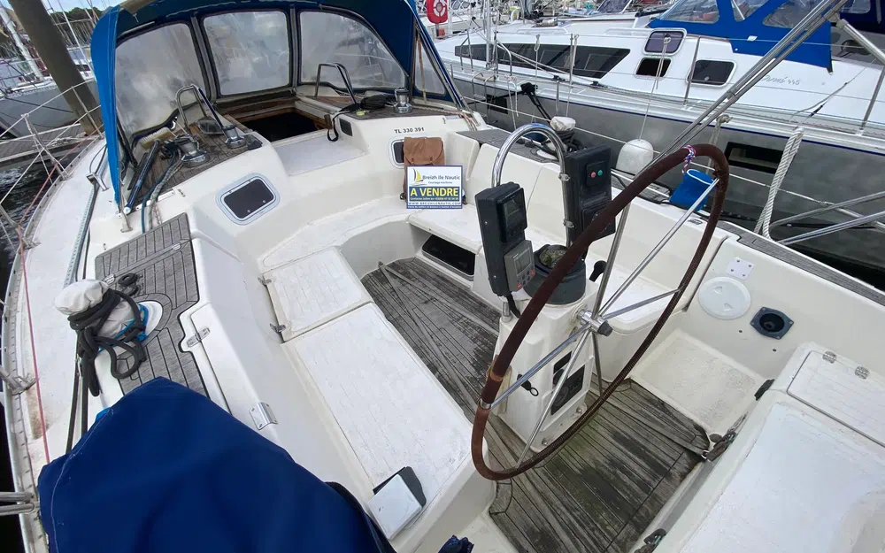 slider 8 Bavaria 390 Lagoon