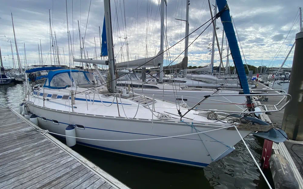 slider 0 Bavaria 390 Lagoon