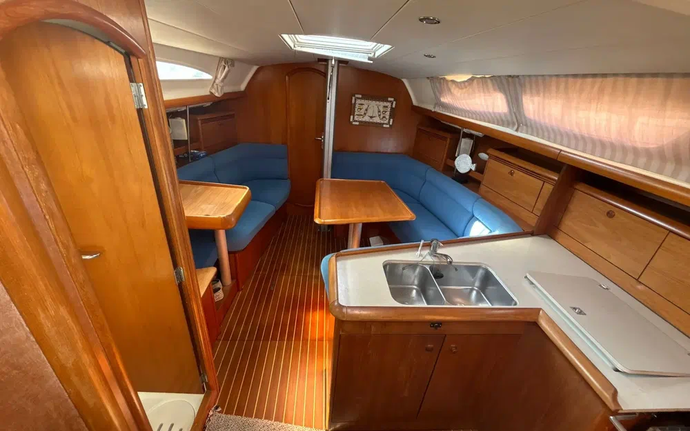 slider 12 Jeanneau Sun Fast 37