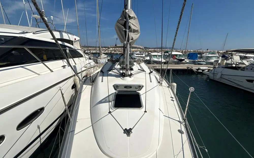 slider 7 Jeanneau Sun Fast 37