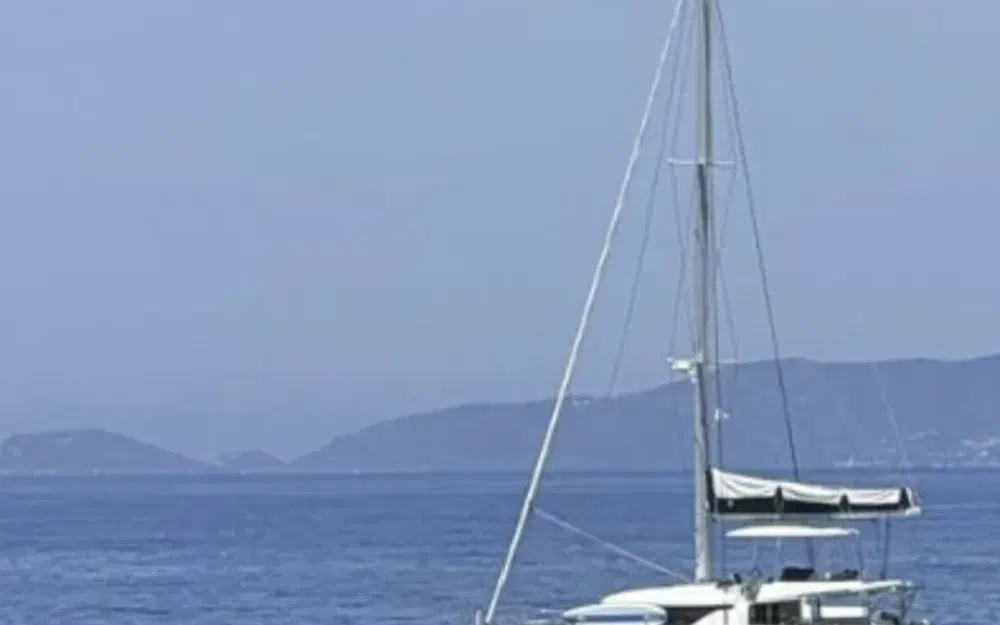 slider 21 Lagoon 46