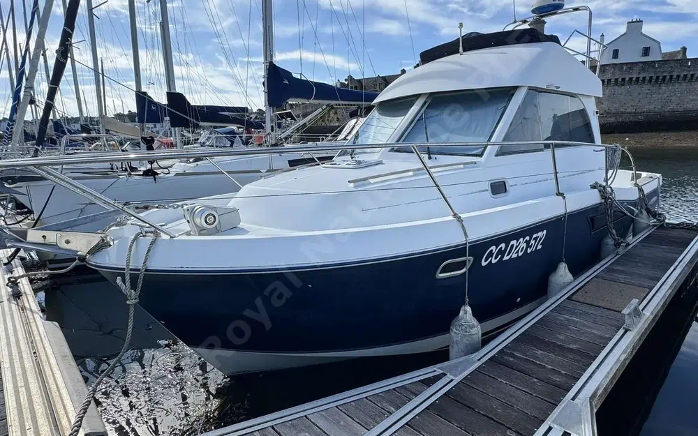 slider 1 Beneteau Antares Serie 9
