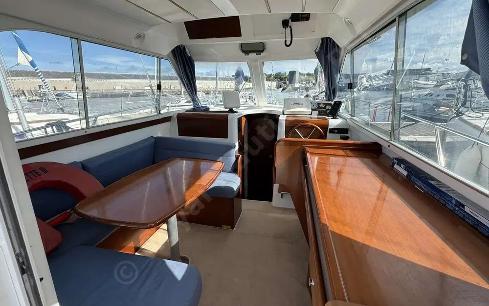 slider 7 Beneteau Antares Serie 9