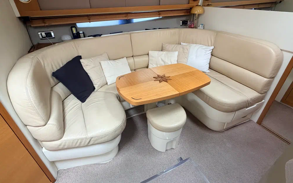 slider 16 Fairline Targa 38