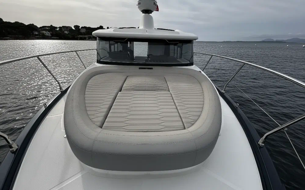 slider 6 Cranchi T 36 Crossover