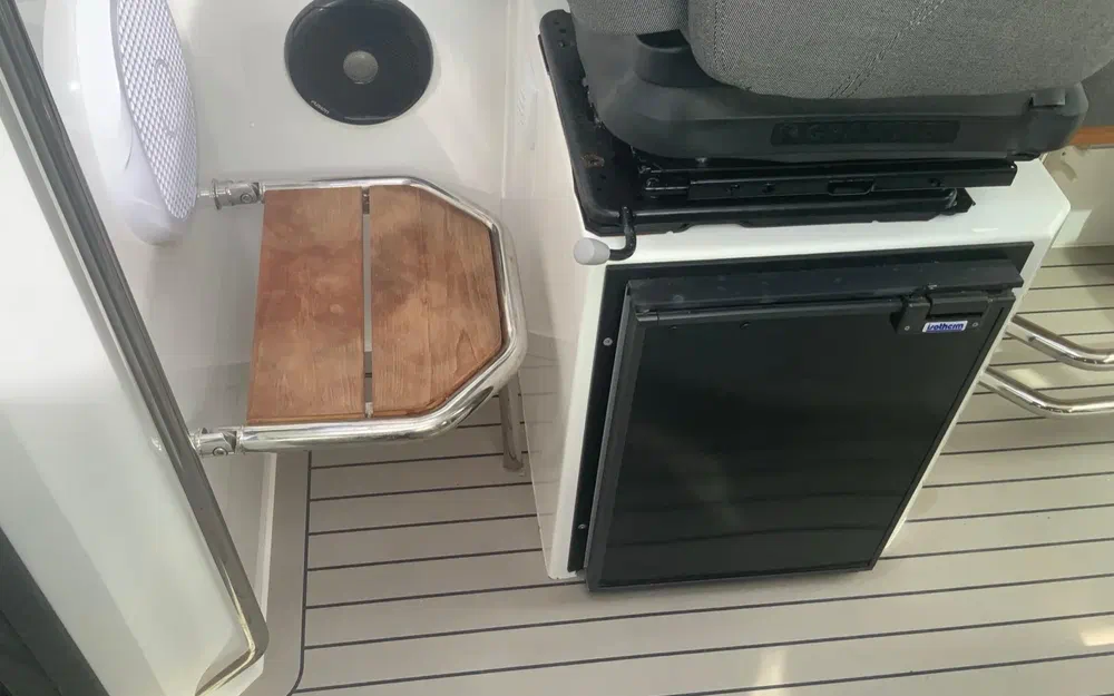 slider 3 XO Boats XO 270 RS Cabin