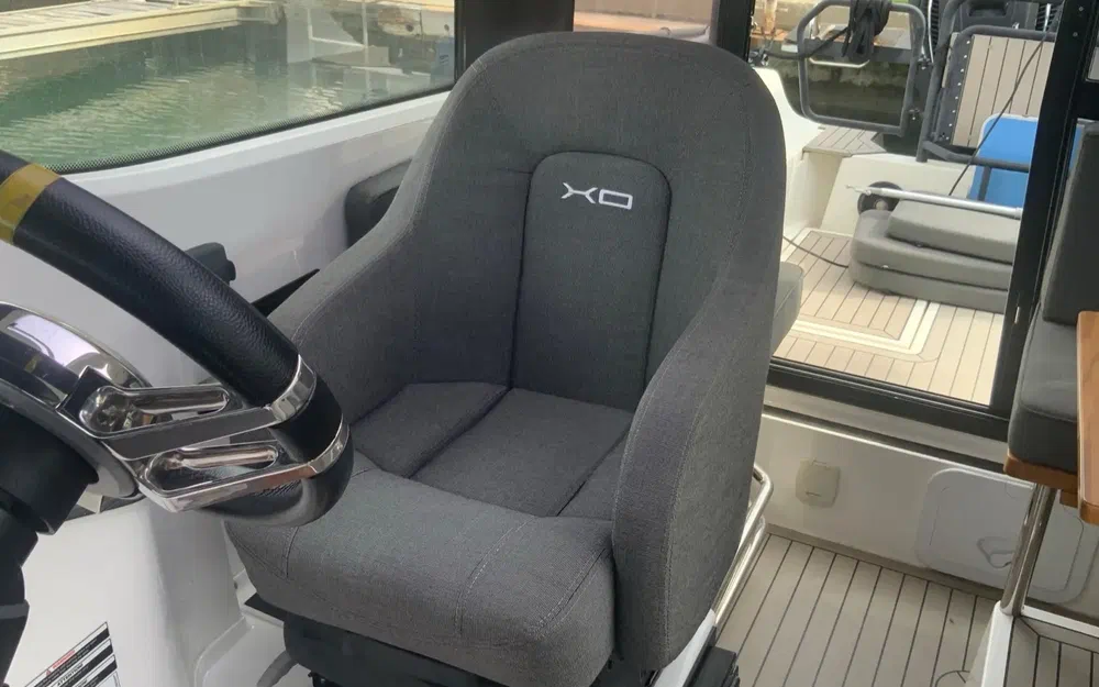 slider 5 XO Boats XO 270 RS Cabin