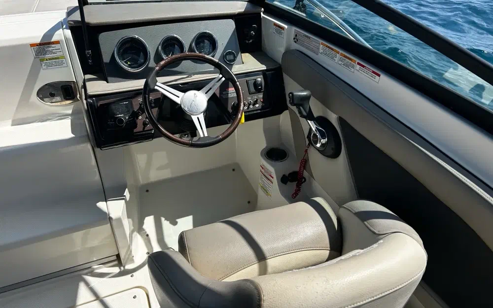 slider 12 Sea Ray 230 SPX