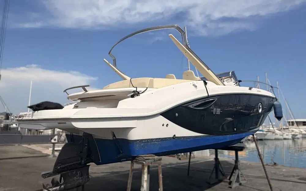 slider 1 Sessa Marine Key Largo 27