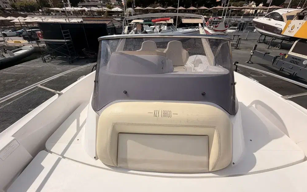 slider 19 Sessa Marine Key Largo 27