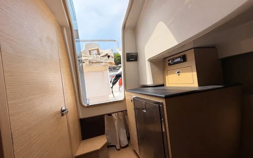 slider 27 Sessa Marine Key Largo 27