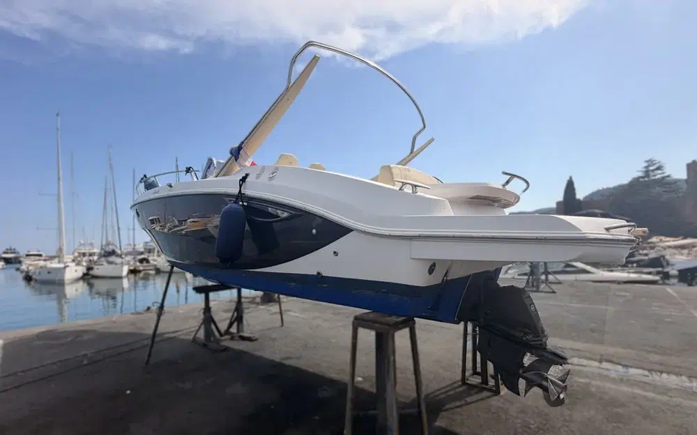 slider 2 Sessa Marine Key Largo 27