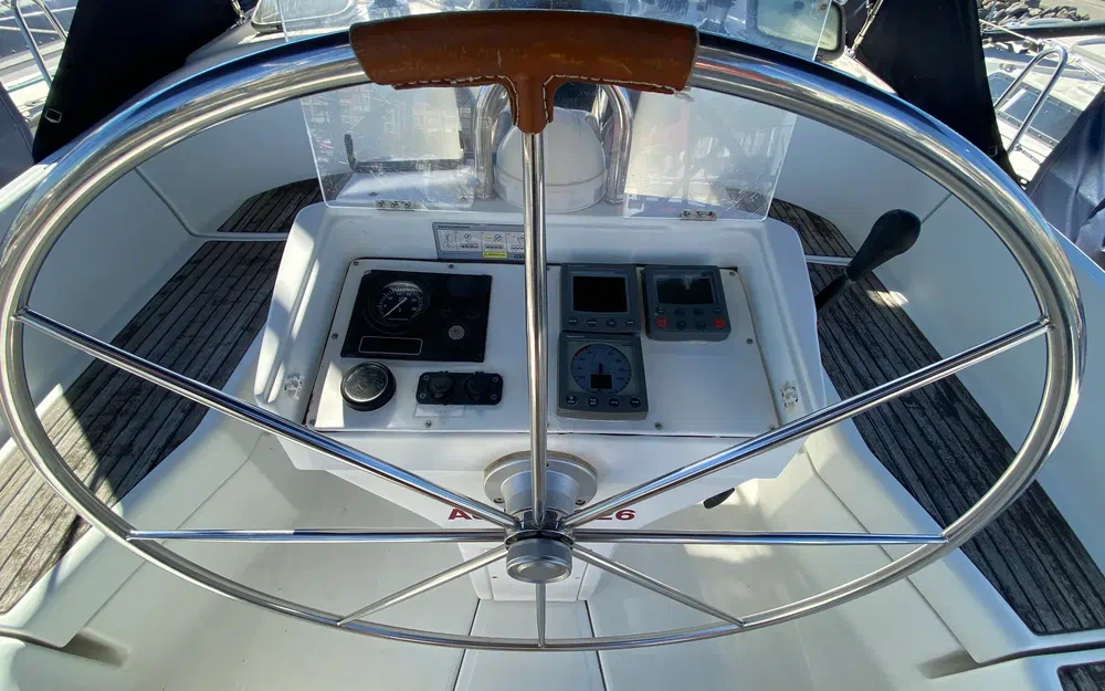 slider 20 Beneteau Oceanis 411 Celebration
