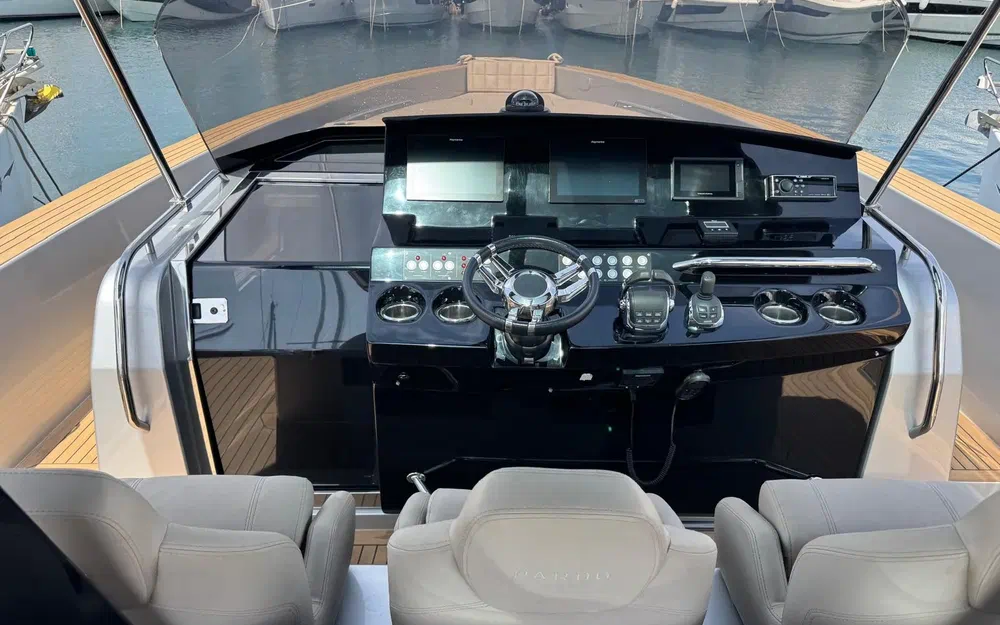slider 14 Pardo Yachts Pardo 43