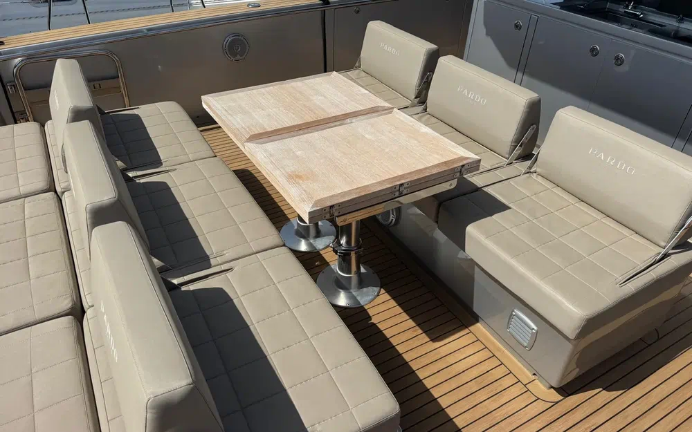 slider 11 Pardo Yachts Pardo 43