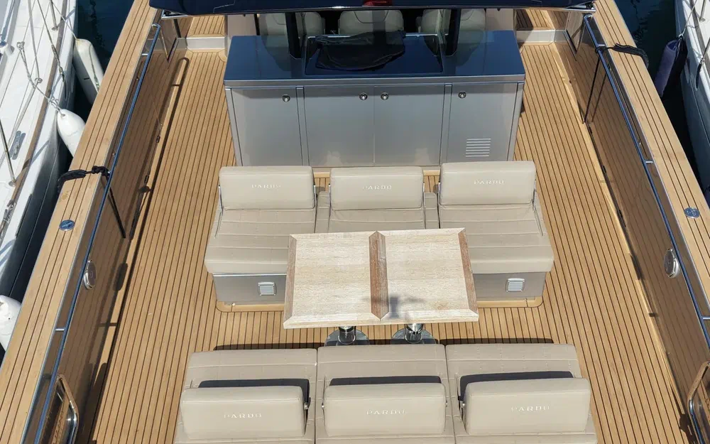 slider 10 Pardo Yachts Pardo 43