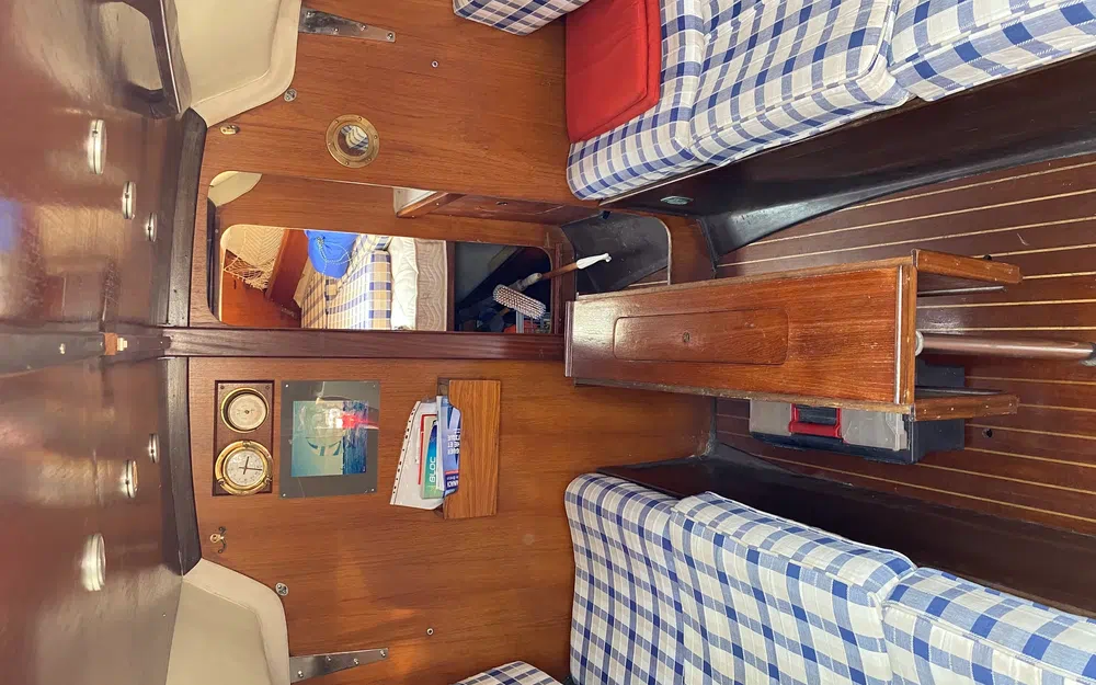 slider 11 Beneteau First 30 Mauric