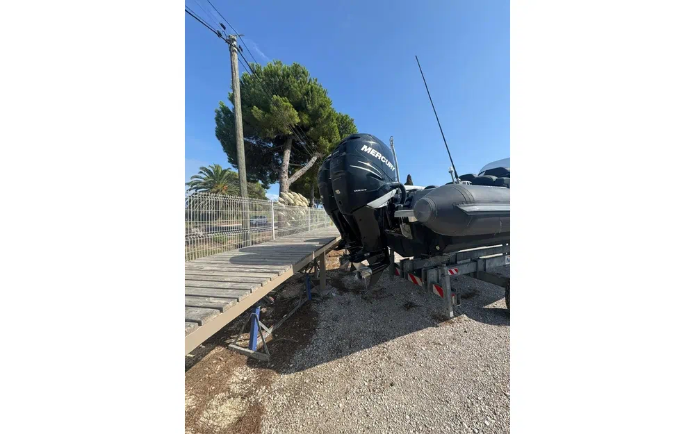 slider 8 Technohull Aquavite 888