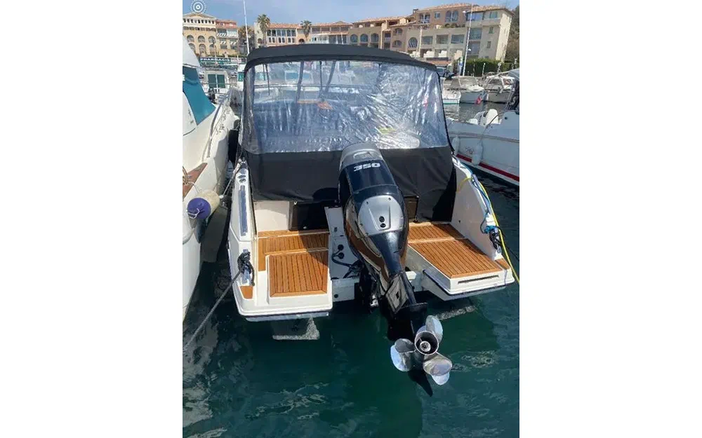 slider 4 Parker 850 Voyager