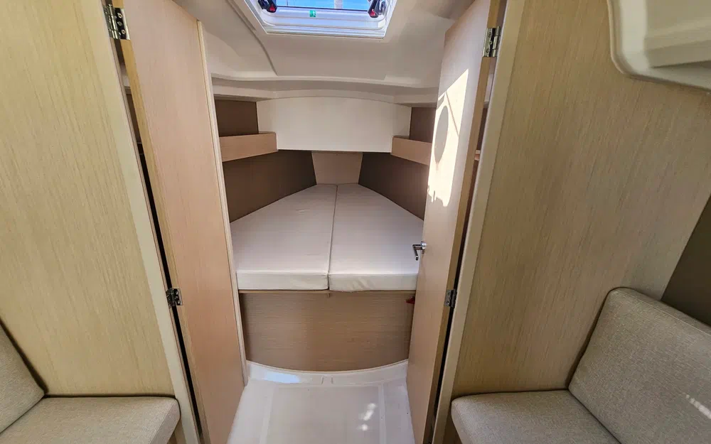 slider 22 Beneteau Oceanis 30.1
