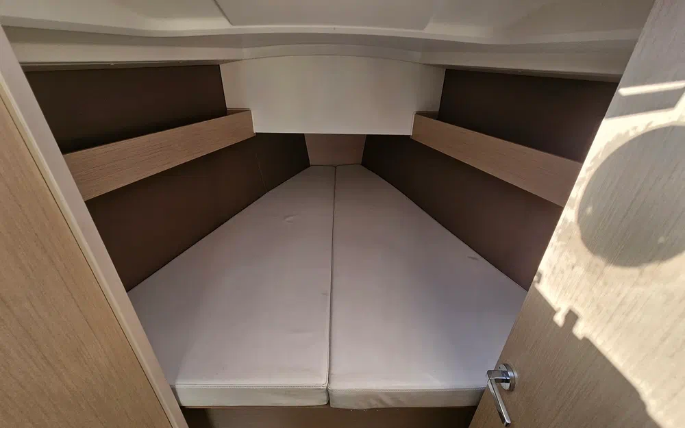 slider 21 Beneteau Oceanis 30.1