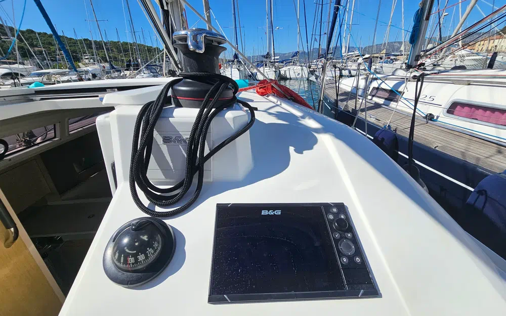 slider 29 Beneteau Oceanis 30.1