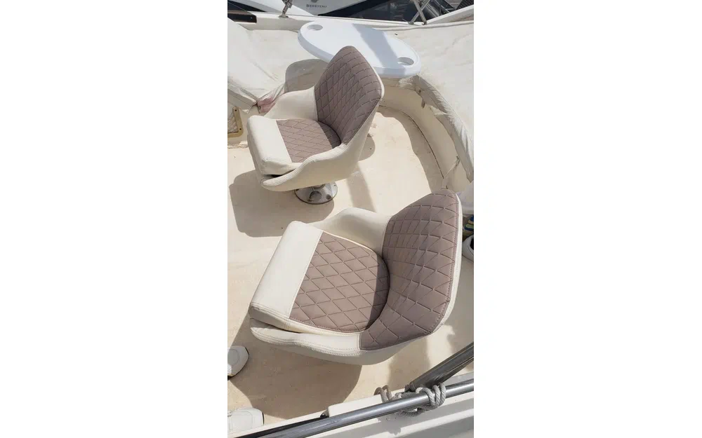 slider 16 Jeanneau Prestige 36 Fly