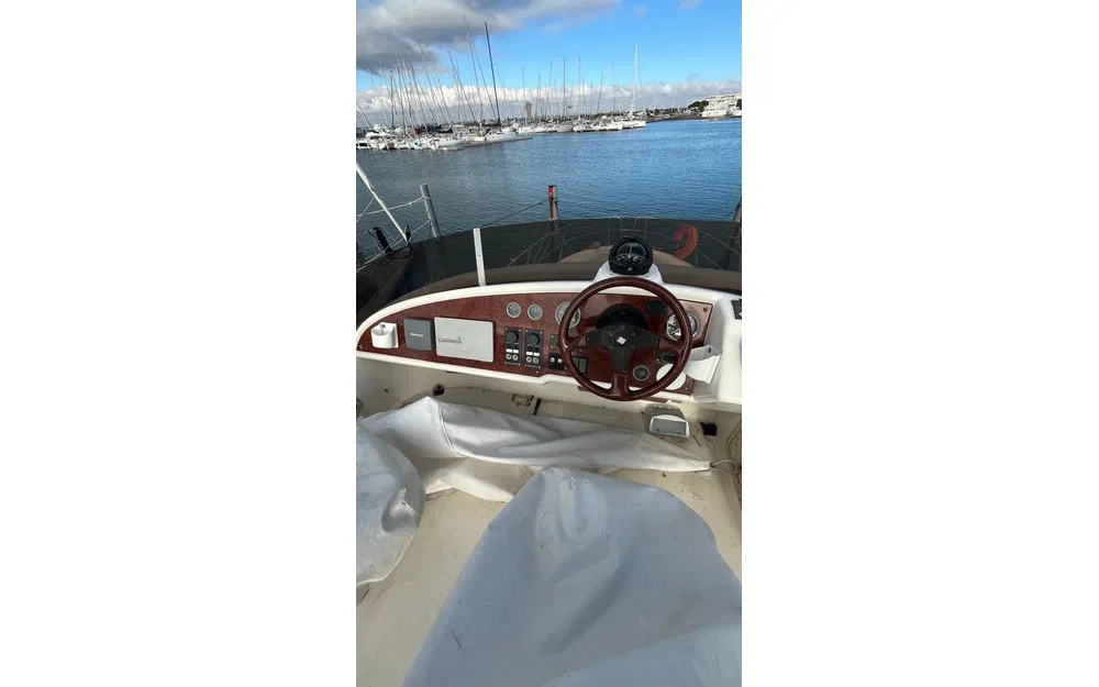 slider 7 Jeanneau Prestige 36 Fly