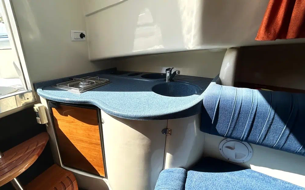 slider 15 Rio Yachts 850 Cruiser