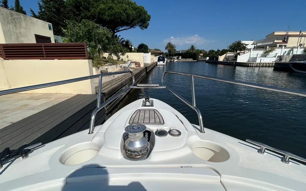 slider 9 Rio Yachts 850 Cruiser