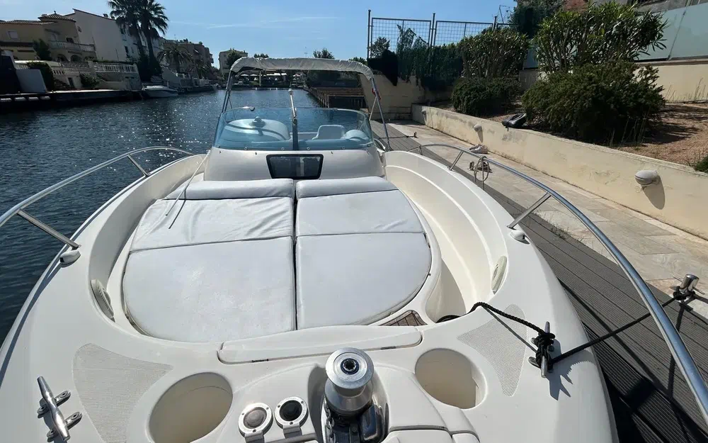 slider 11 Rio Yachts 850 Cruiser