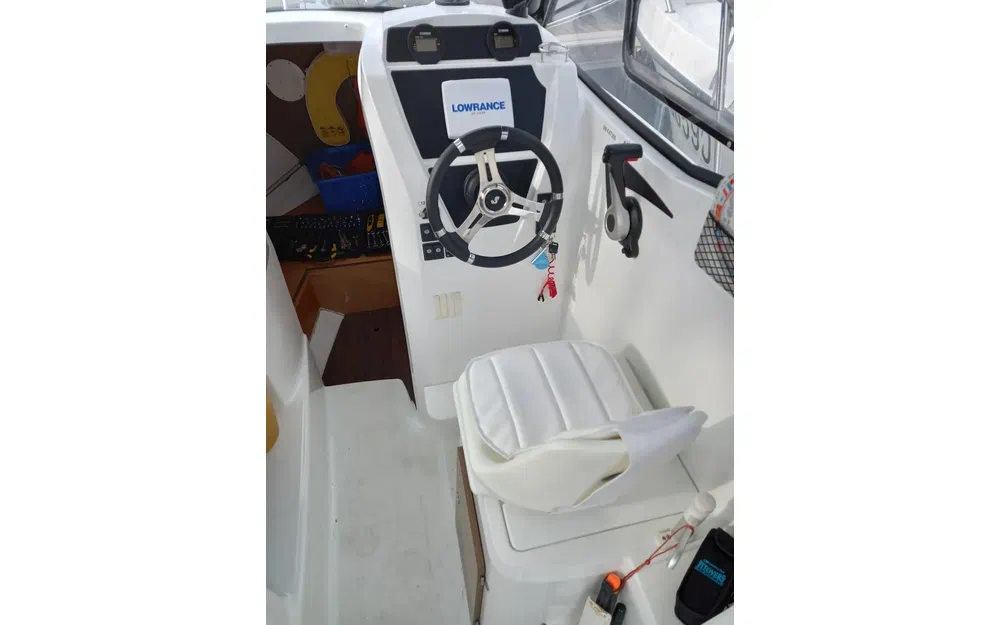 slider 6 Beneteau Antares 580 HB