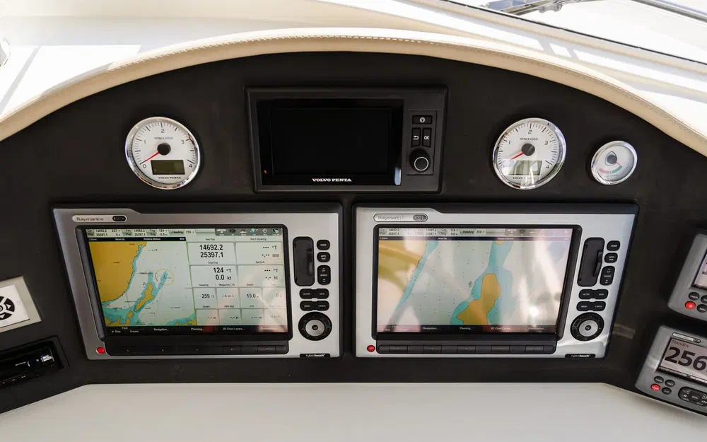 slider 17 Beneteau Swift Trawler 52