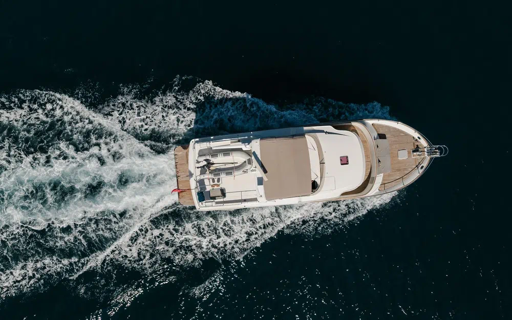 slider 4 Beneteau Swift Trawler 52