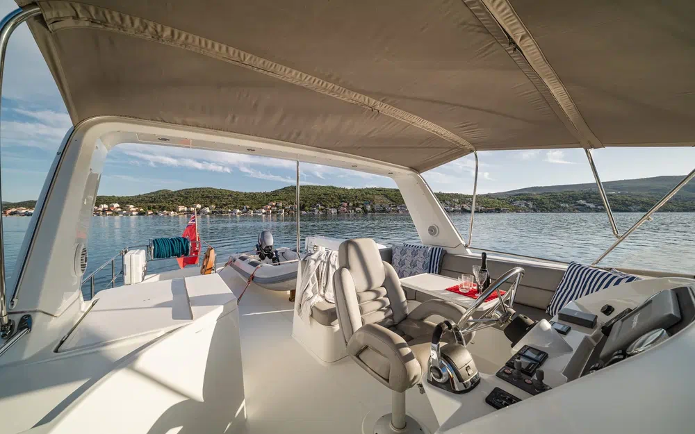 slider 11 Beneteau Swift Trawler 52