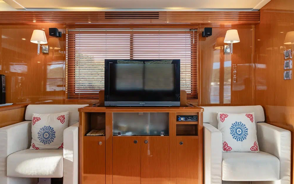 slider 21 Beneteau Swift Trawler 52