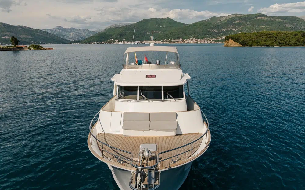 slider 7 Beneteau Swift Trawler 52