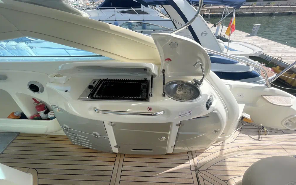slider 6 Cranchi Mediterranee 43 Hard Top