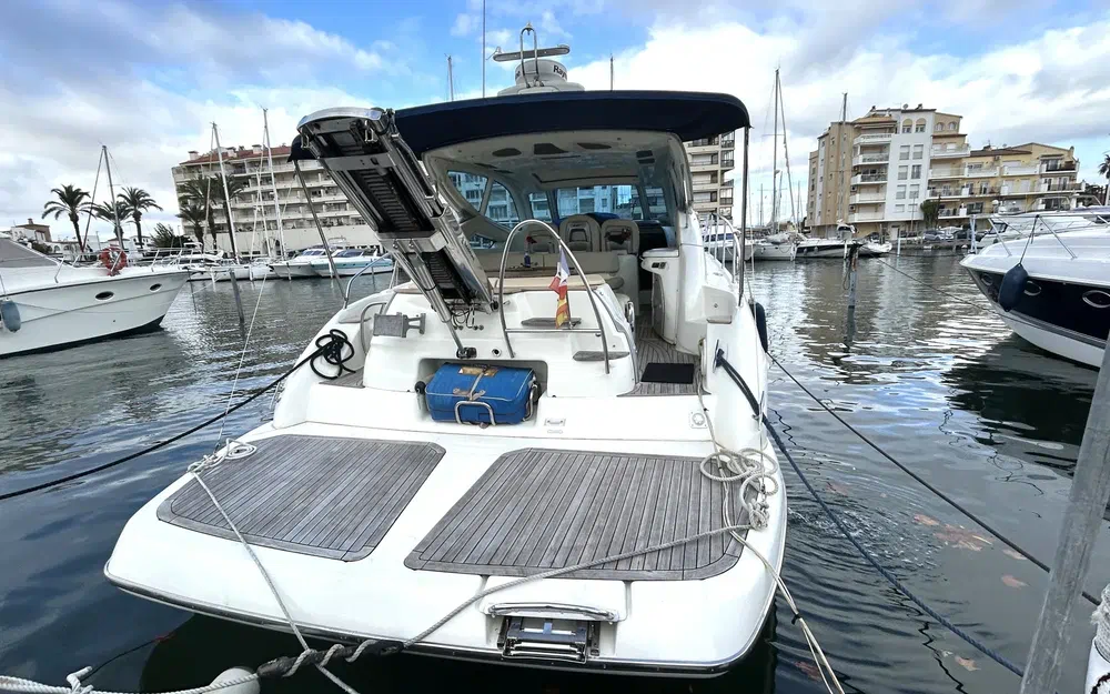 slider 2 Cranchi Mediterranee 43 Hard Top