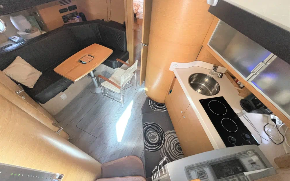 slider 10 Cranchi Mediterranee 43 Hard Top