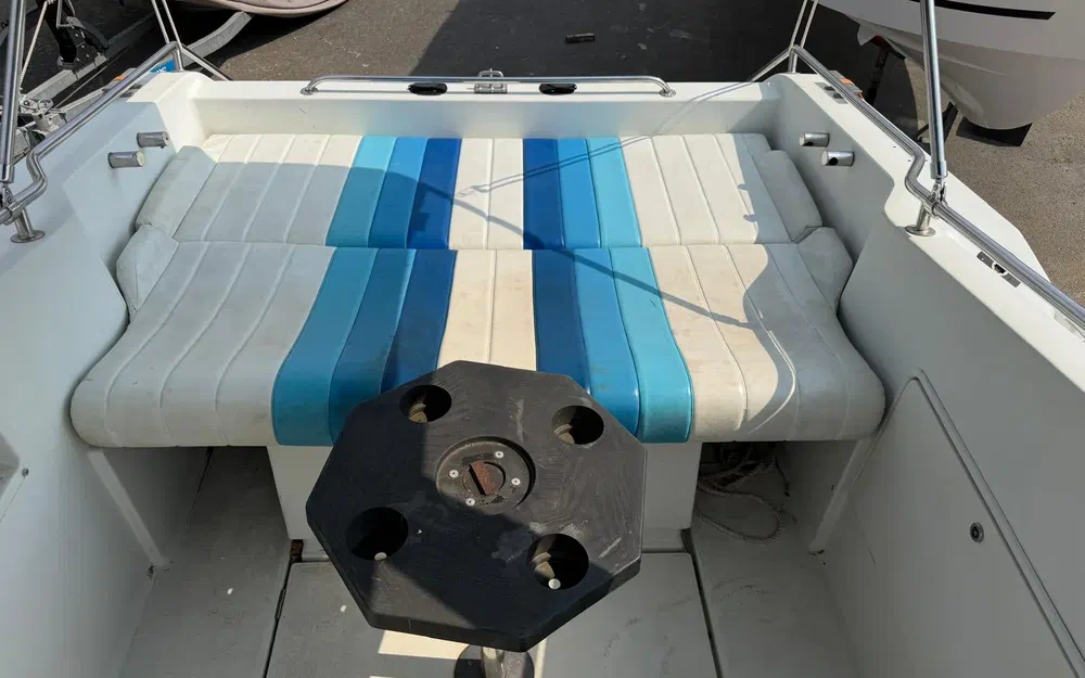 slider 8 Jeanneau Leader 650 performance