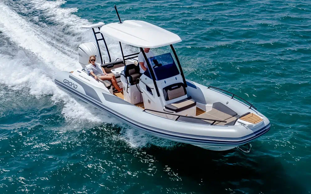slider 1 Grand Golden Line G750