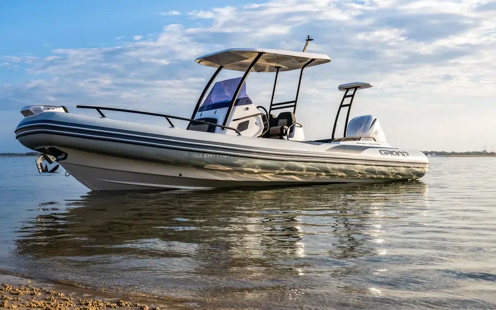 slider 4 Grand Golden Line G750