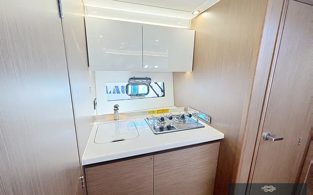 slider 13 Beneteau Gran Turismo 36