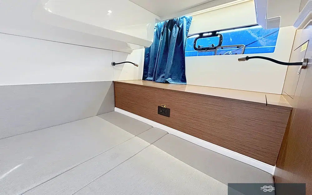 slider 17 Beneteau Gran Turismo 36
