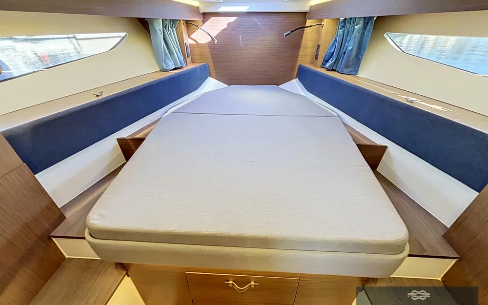 slider 1 Beneteau Gran Turismo 36