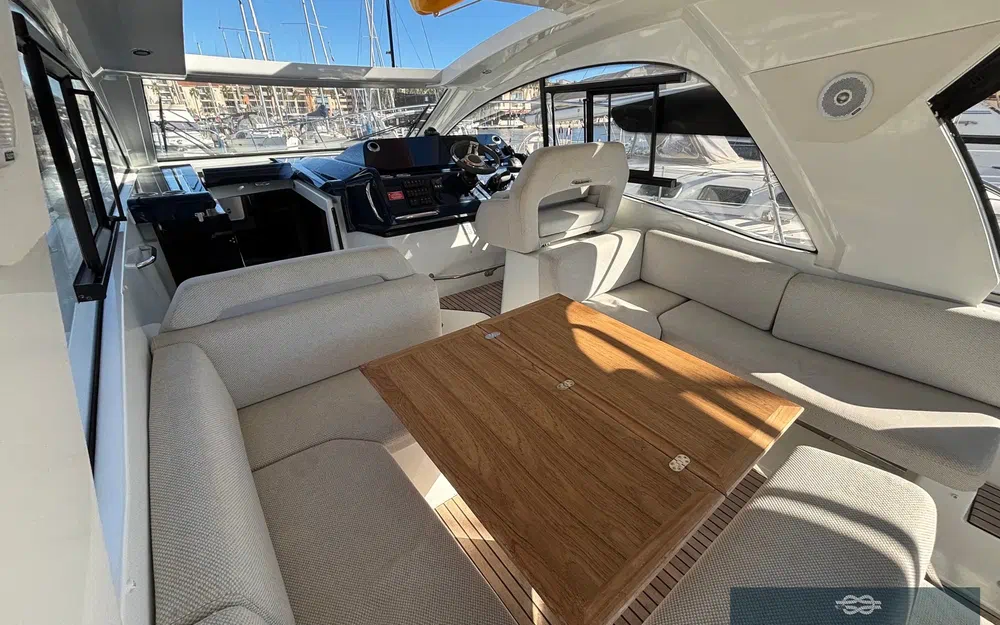 slider 25 Beneteau Gran Turismo 36