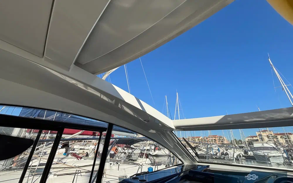 slider 31 Beneteau Gran Turismo 36