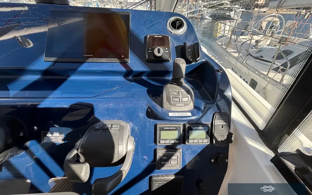 slider 34 Beneteau Gran Turismo 36